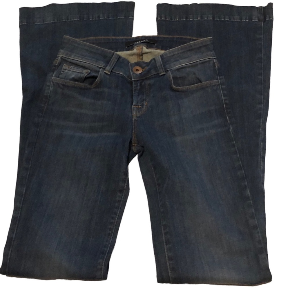 Like new J Brand bell bottoms size 26